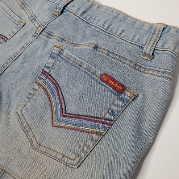 Roxy Jean Shorts with Rainbow Embroidery Button Fly 7 - Picture 3 of 6